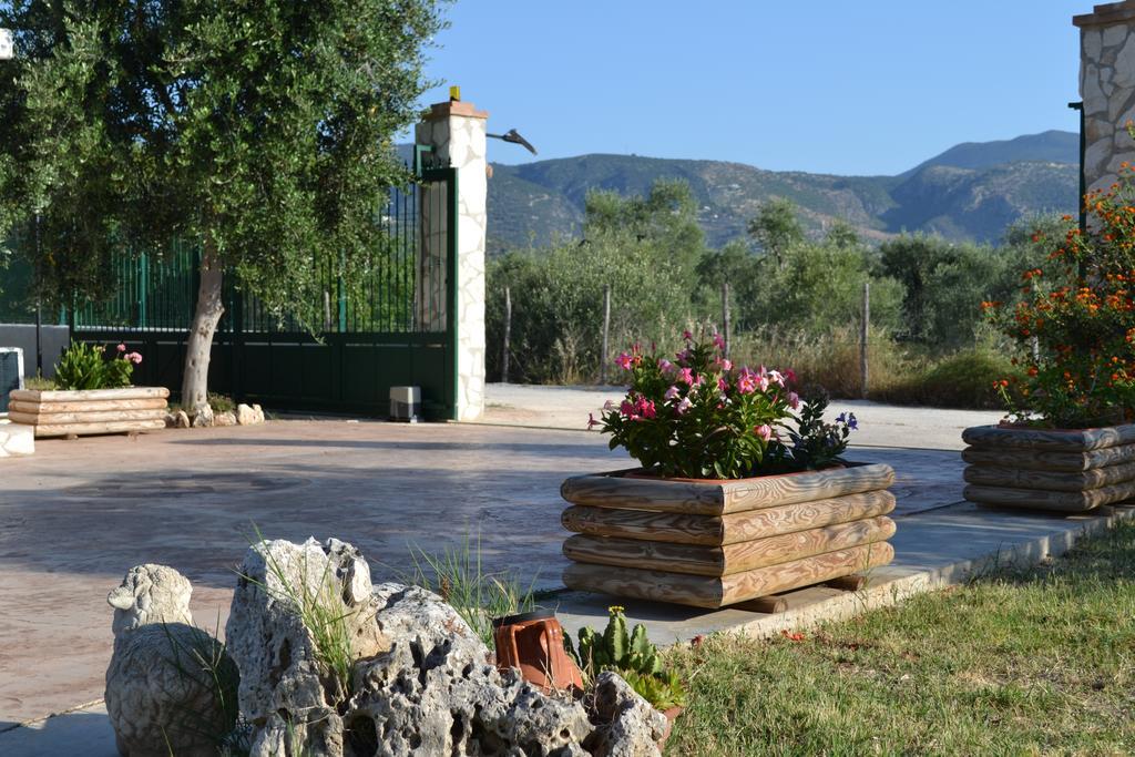 فيلا ماتيناتافي Agriturismo Antichi Ulivi المظهر الخارجي الصورة